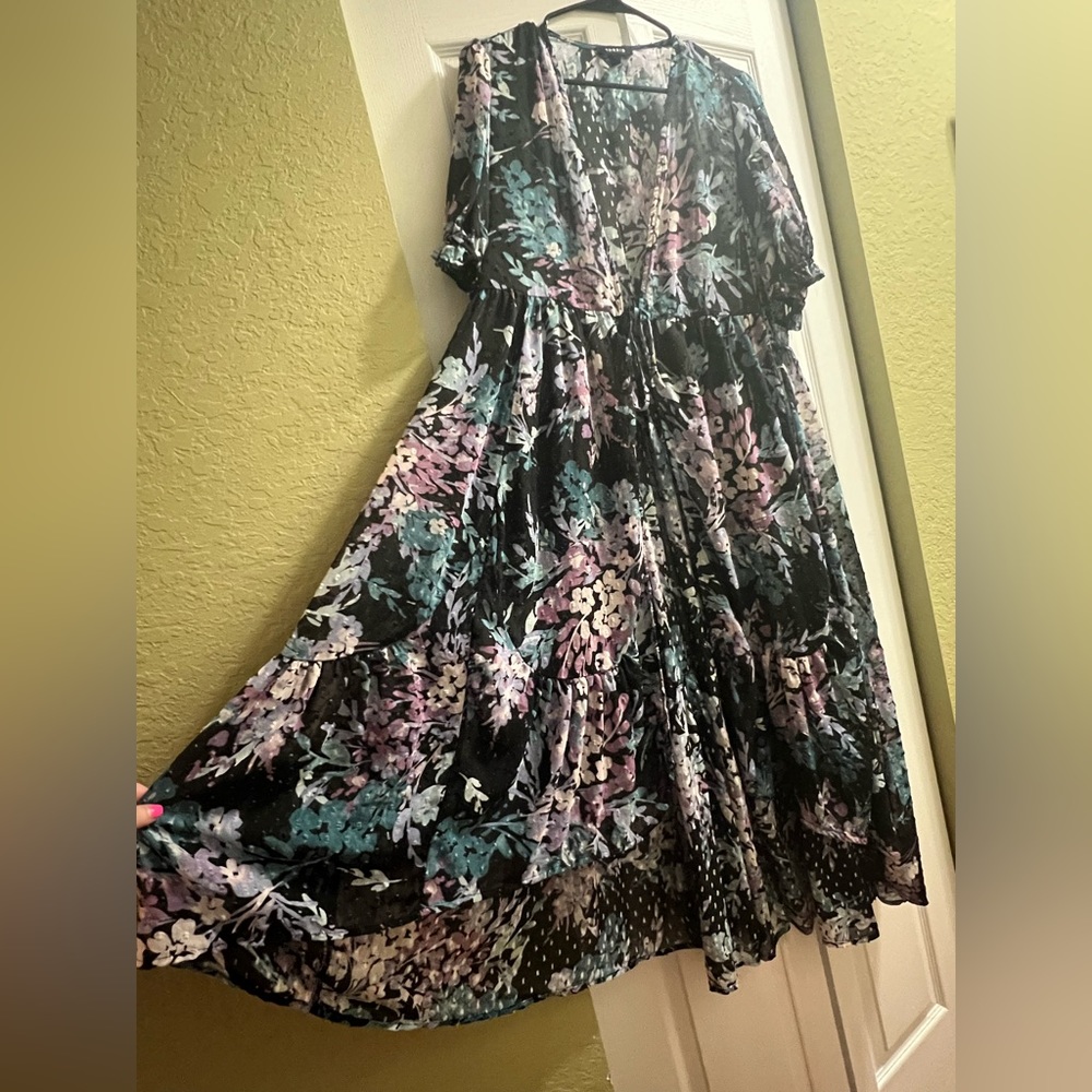 NWOT Torrid Kimono